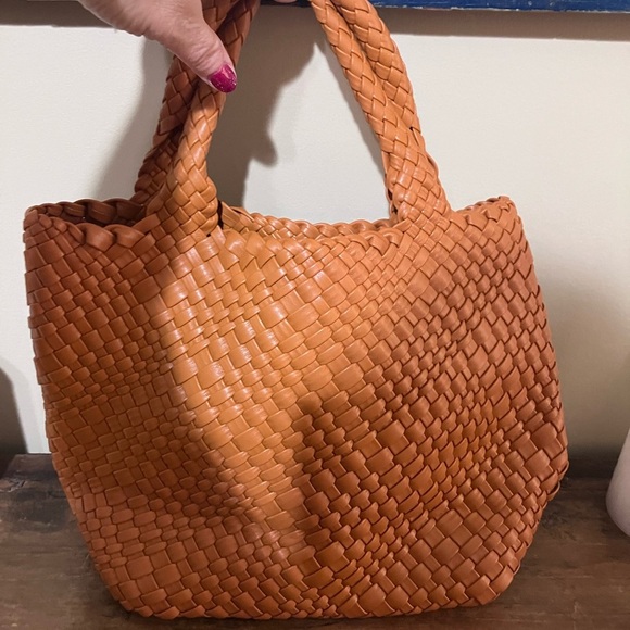Woven Tan Tote Bag - Picture 2 of 6